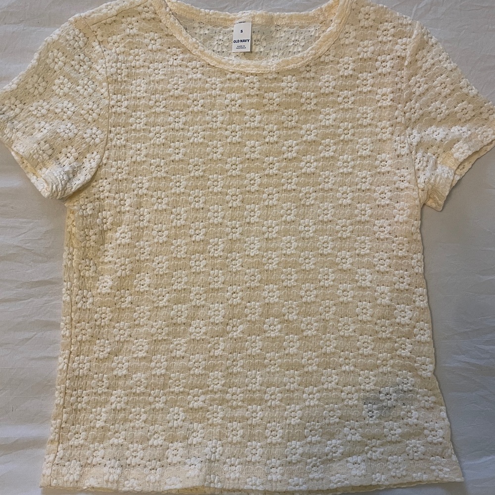 Cream Lace Short Sleeve Top